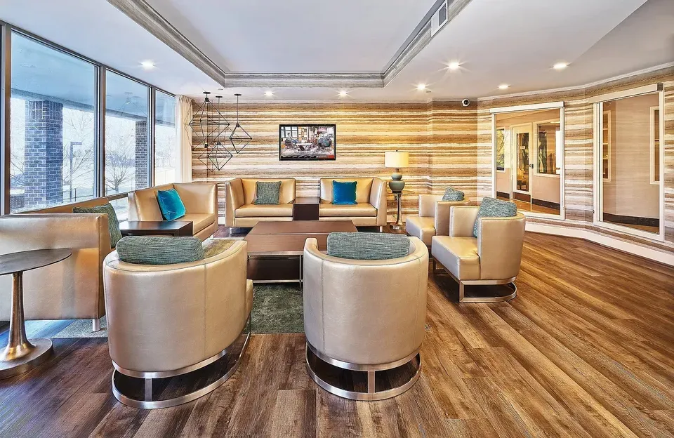 3 Bed 2 Bath Urban Residential Condo in Arlington, VA - 3