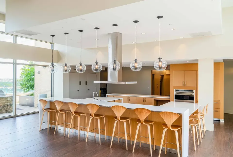 3 Bed 2 Bath Urban Residential Condo in Arlington, VA - 5