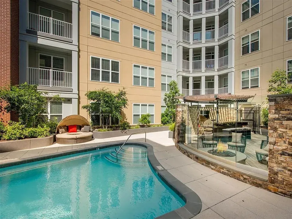 3 Bed 2 Bath Urban Residential Condo in Arlington, VA