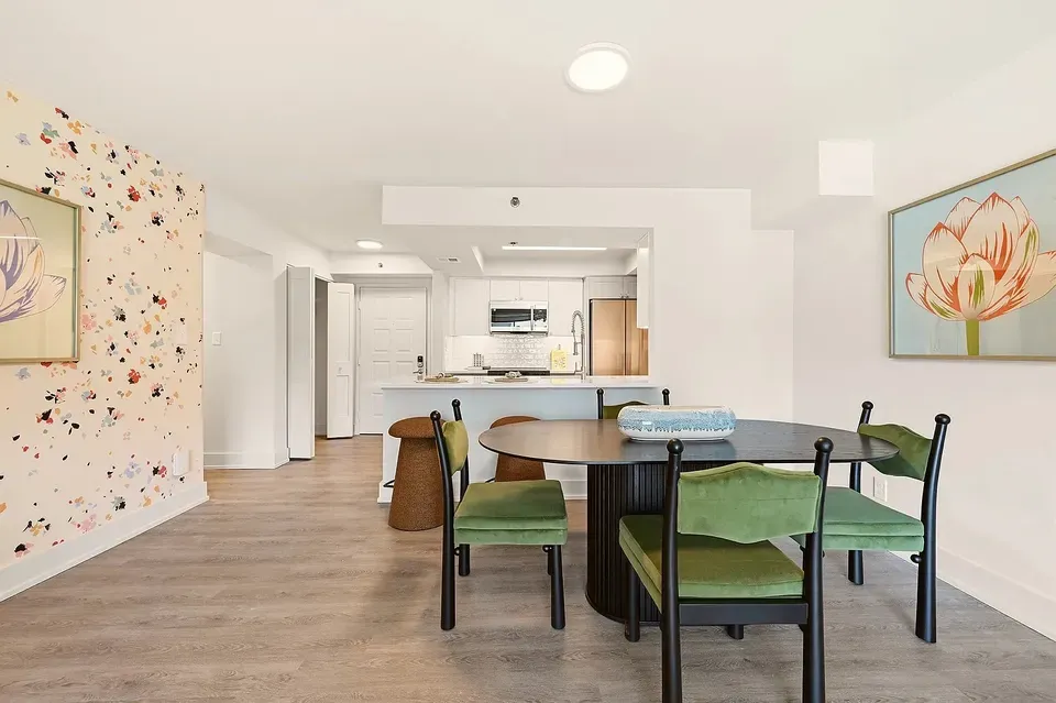 3 Bed 2 Bath Urban Residential Condo in Arlington, VA - 5