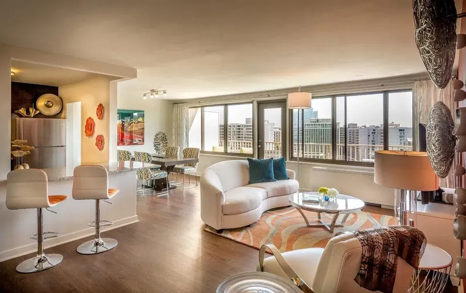 3 Bed 2 Bath Urban Residential Condo in Arlington, VA - 1