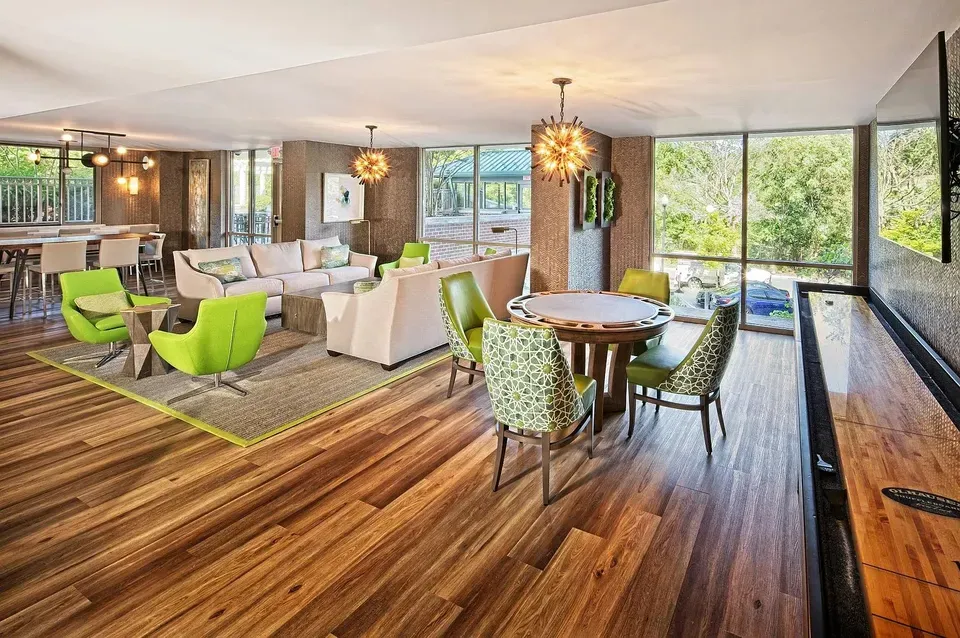 3 Bed 2 Bath Urban Residential Condo in Arlington, VA - 3