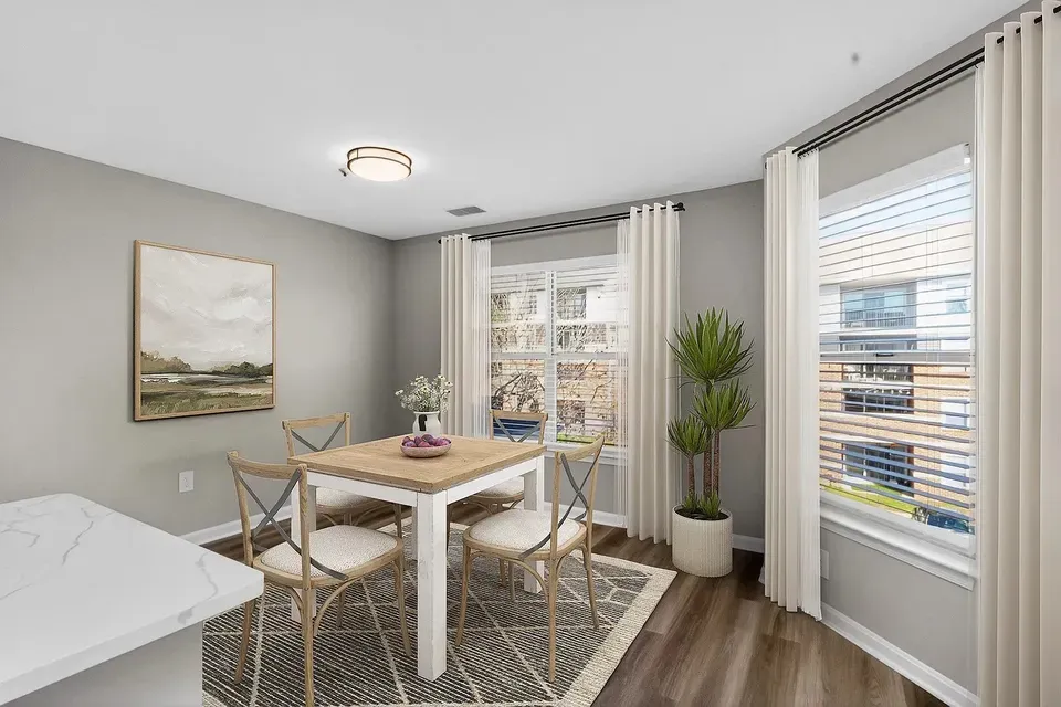 3 Bed 2 Bath Urban Residential Condo in Arlington, VA - 4