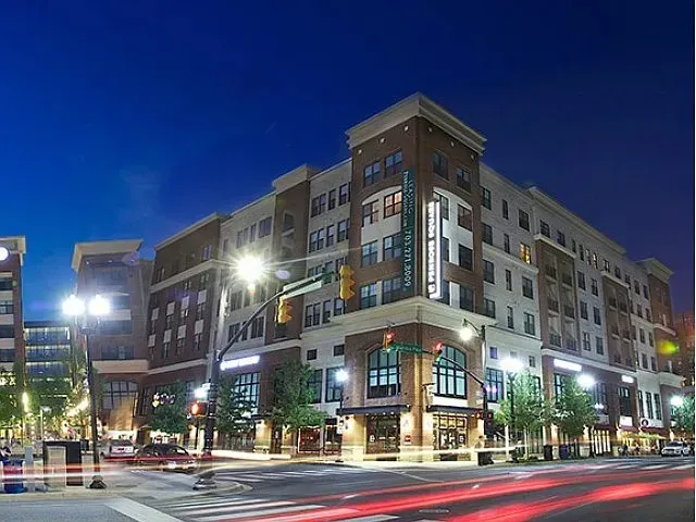3 Bed 2 Bath Urban Residential Condo in Arlington, VA