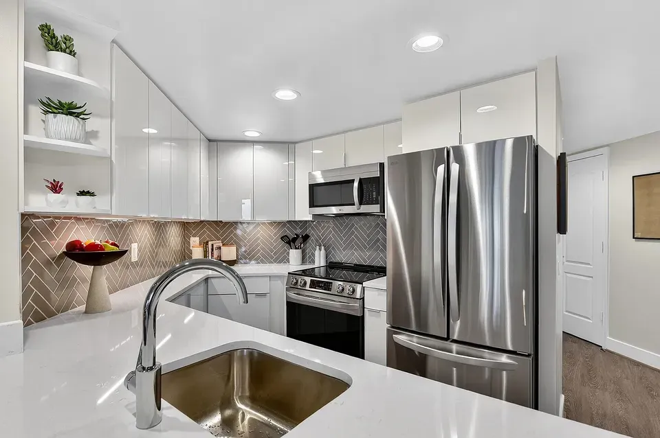 3 Bed 2 Bath Urban Residential Condo in Arlington, VA - 1