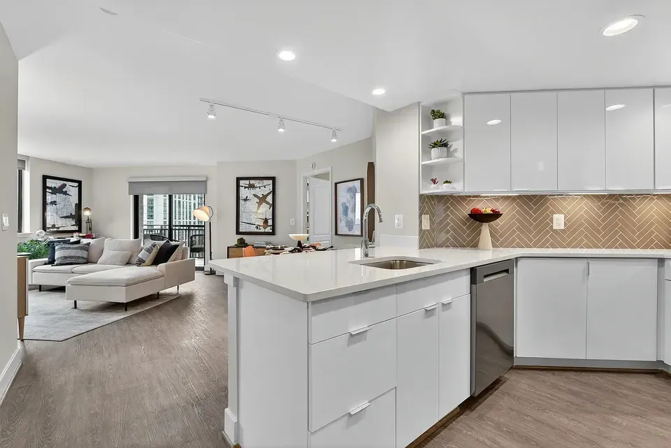 3 Bed 2 Bath Urban Residential Condo in Arlington, VA - 5