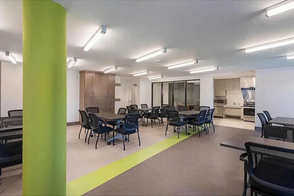 3 Bed 2 Bath Urban Residential Condo in Arlington, VA - 4