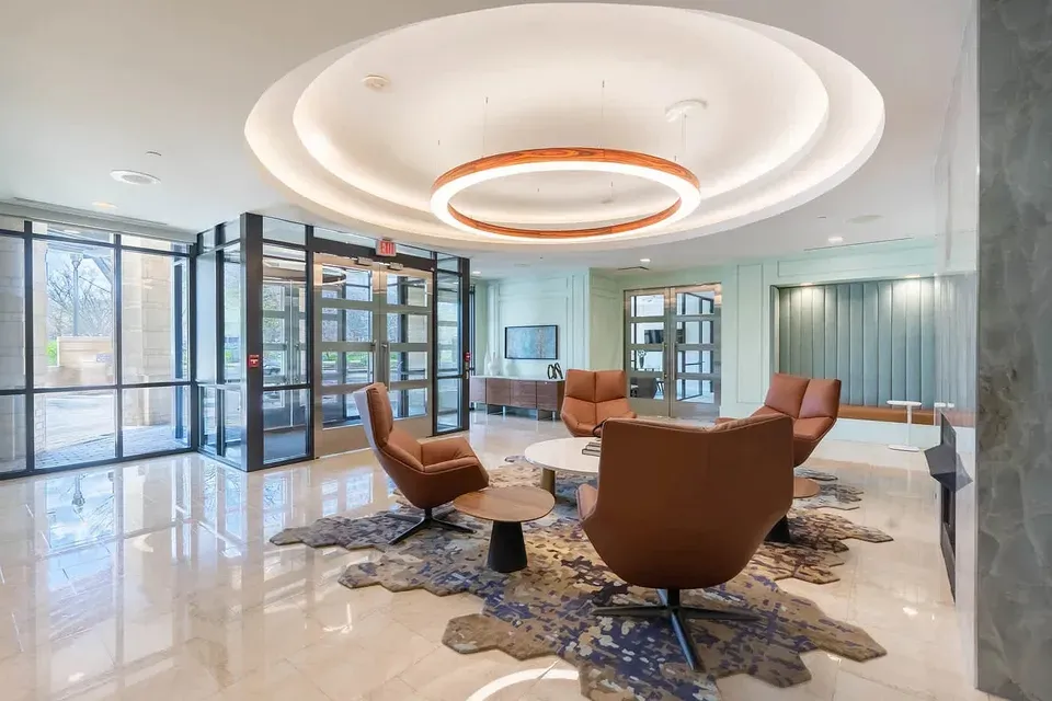 3 Bed 2 Bath Urban Residential Condo in Arlington, VA - 5