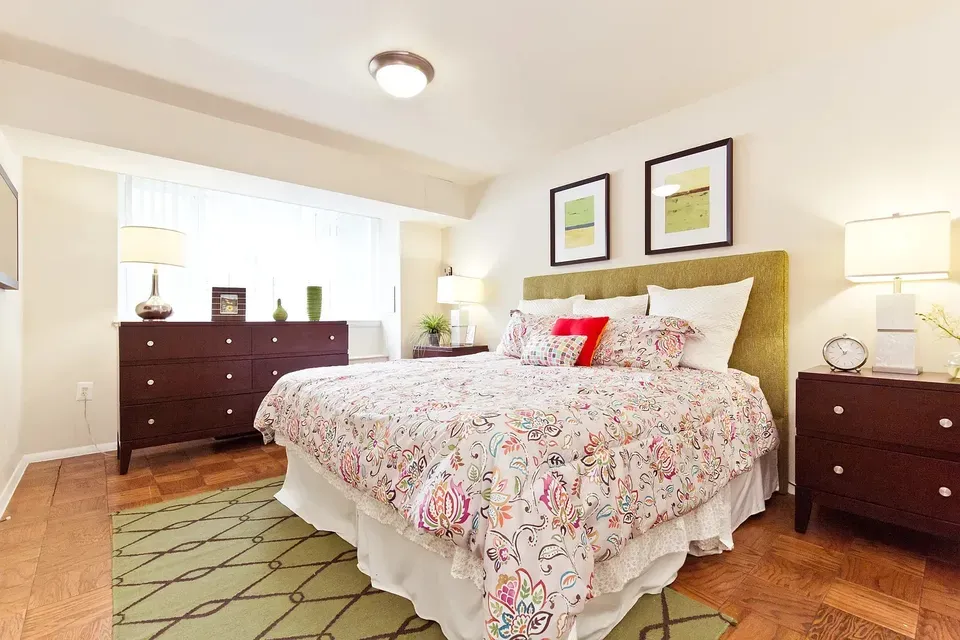 3 Bed 2 Bath Urban Residential Condo in Arlington, VA - 3