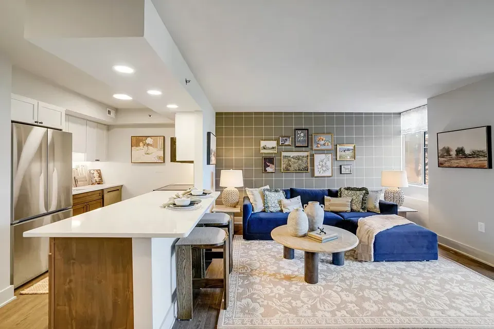 3 Bed 2 Bath Urban Residential Condo in Arlington, VA - 3