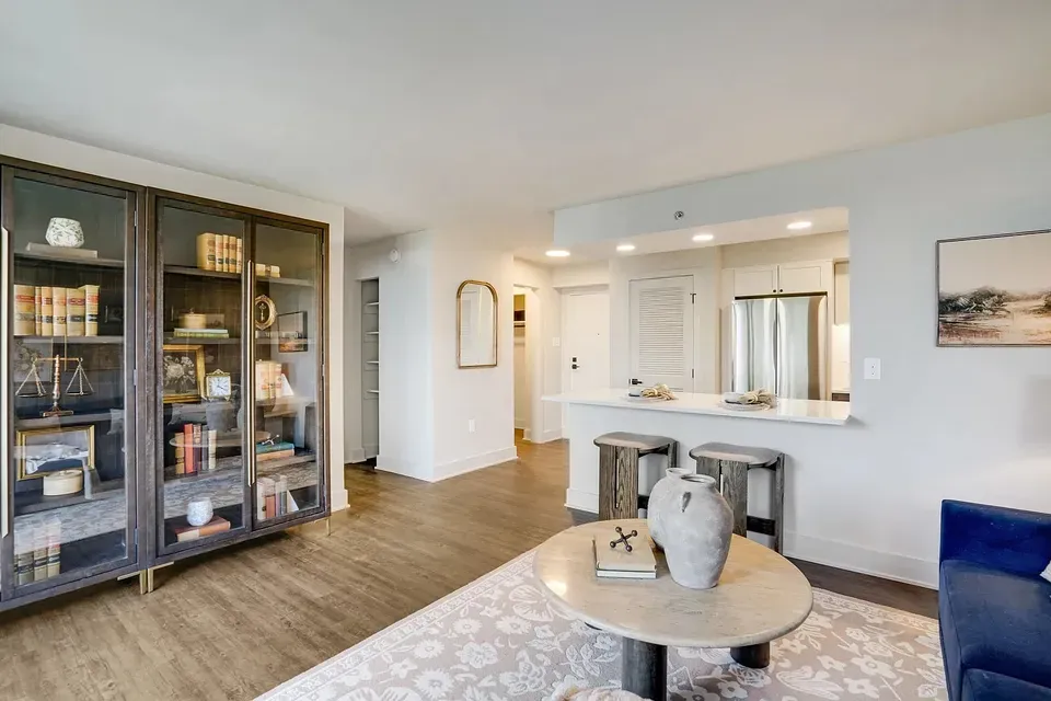 3 Bed 2 Bath Urban Residential Condo in Arlington, VA - 4
