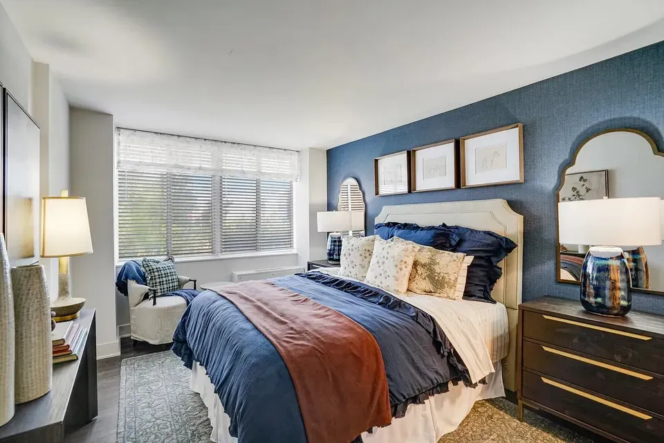 3 Bed 2 Bath Urban Residential Condo in Arlington, VA - 5
