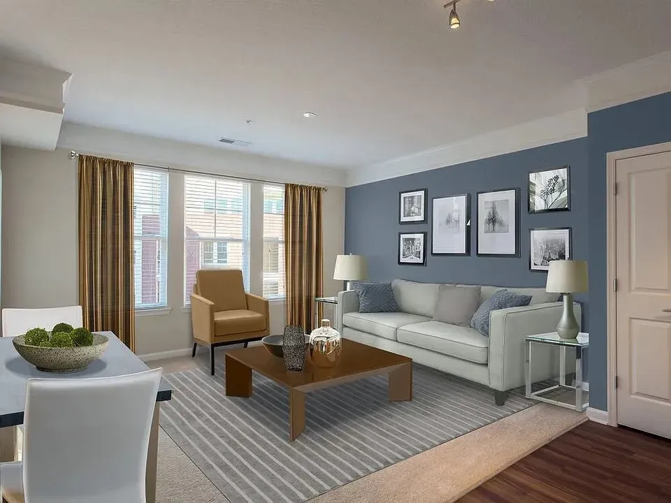 3 Bed 2 Bath Urban Residential Condo in Arlington, VA - 4