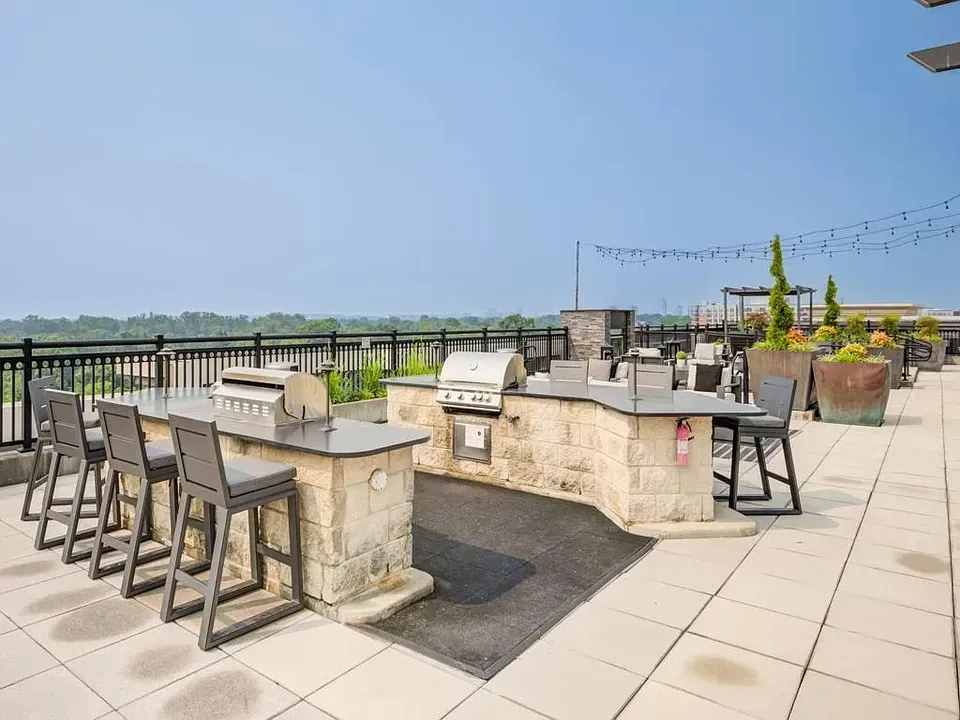 3 Bed 2 Bath Urban Residential Condo in Arlington, VA - 4