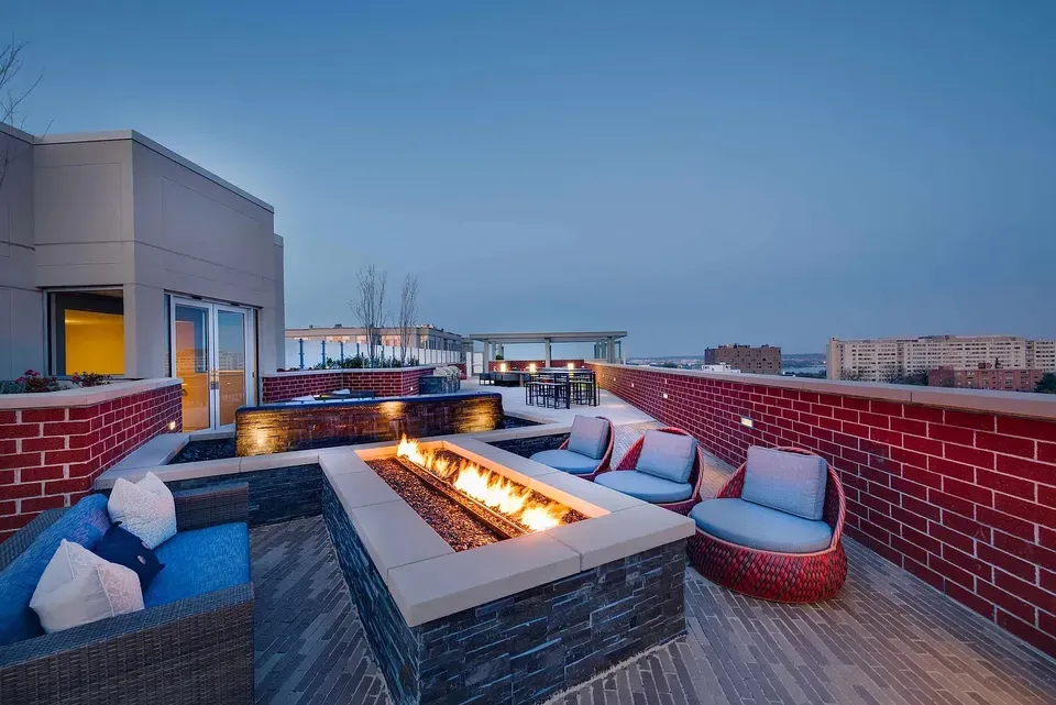 3 Bed 2 Bath Urban Residential Condo in Arlington, VA - 2