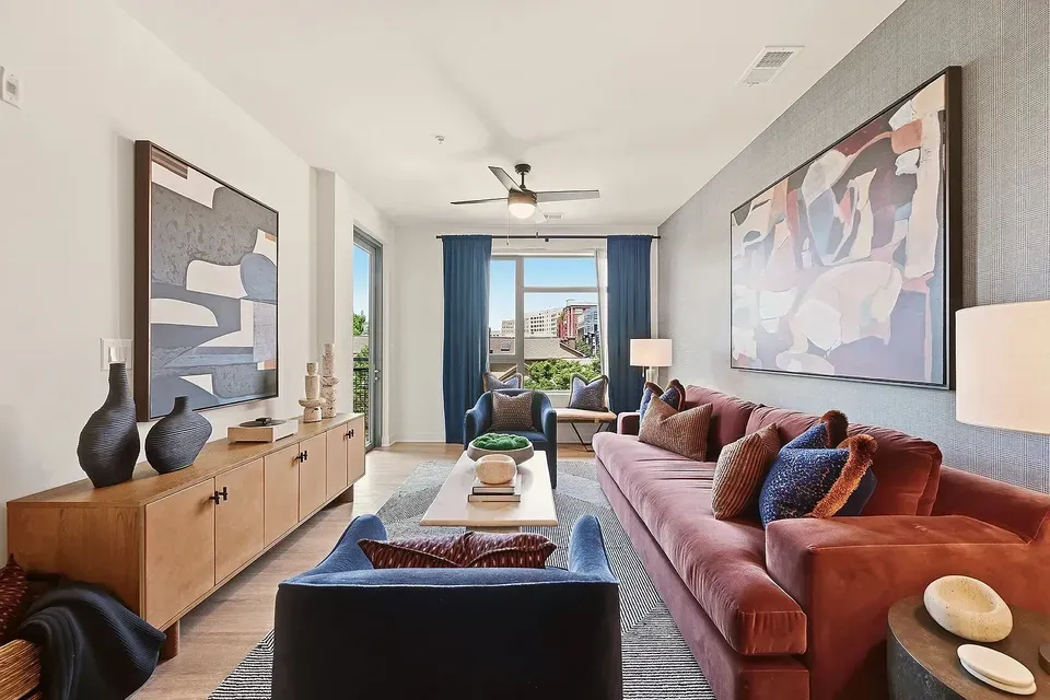 3 Bed 2 Bath Urban Residential Condo in Arlington, VA - 5