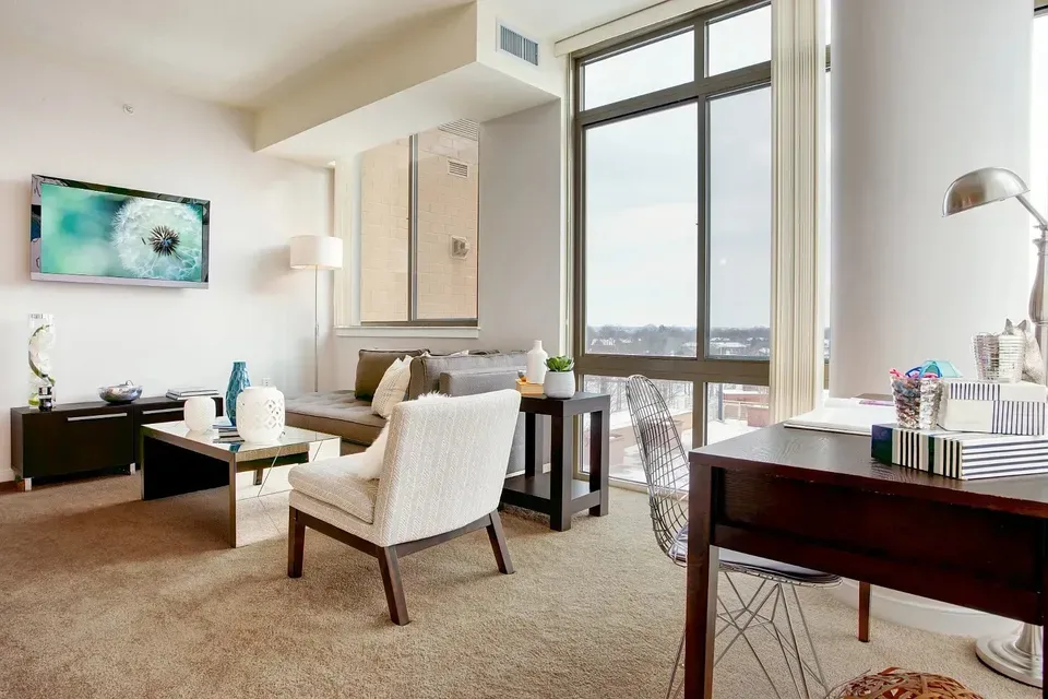 3 Bed 2 Bath Urban Residential Condo in Arlington, VA - 4