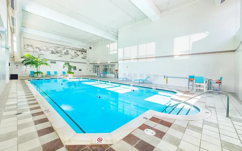 3 Bed 2 Bath Urban Residential Condo in Arlington, VA - 1