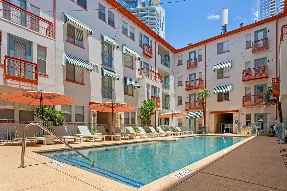 3 Bed 2 Bath Urban Residential Condo in Austin, TX - 2