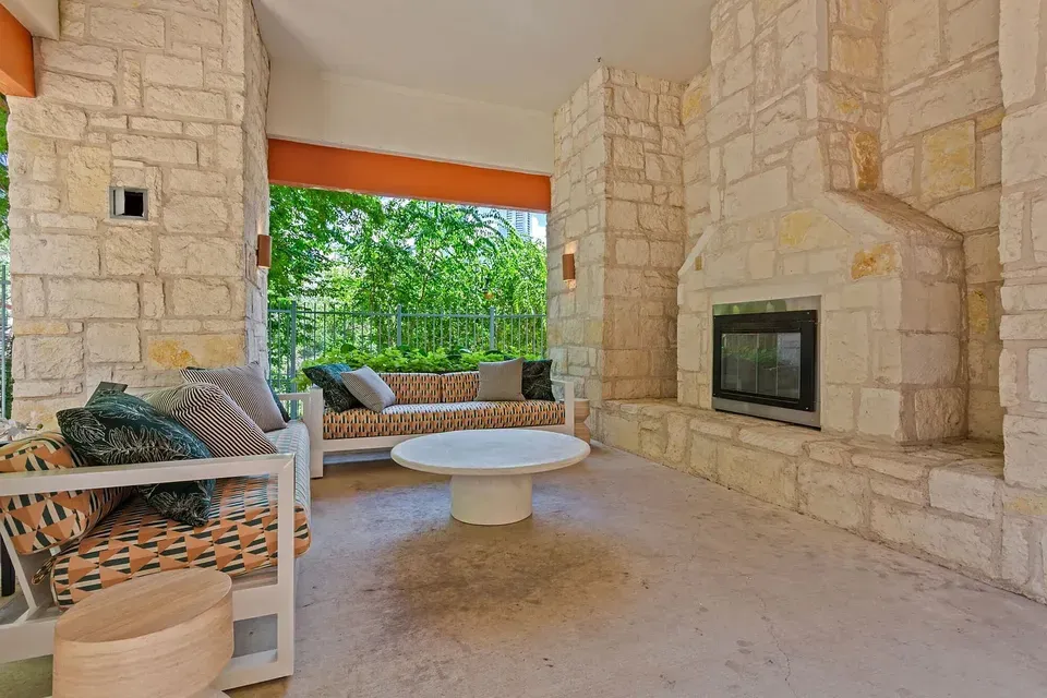 3 Bed 2 Bath Urban Residential Condo in Austin, TX - 5