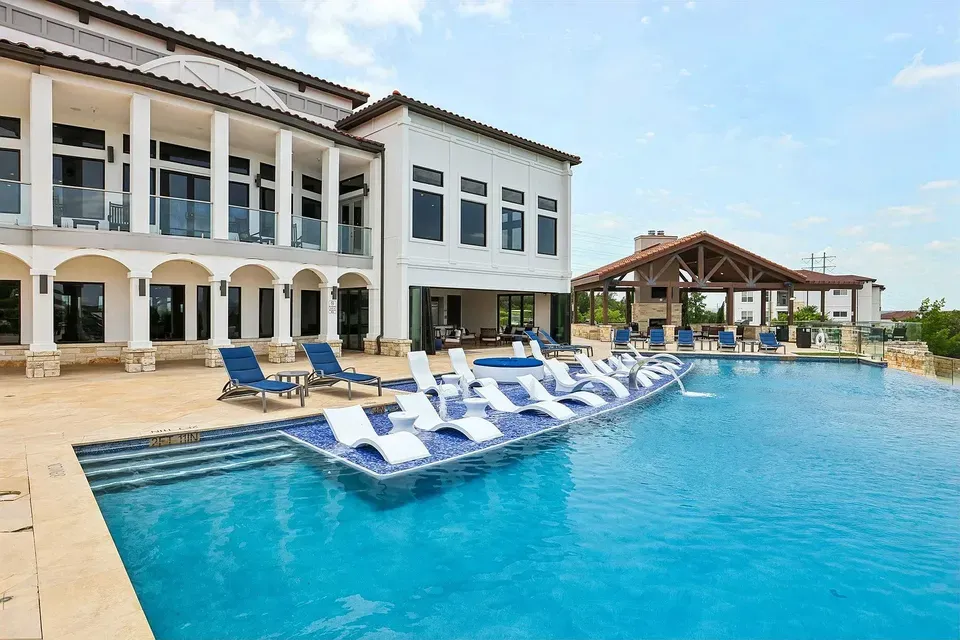3 Bed 2 Bath Urban Residential Condo in Austin, TX - 1
