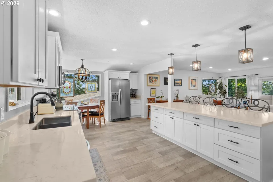 3 Bed 2 Bath Urban Residential Condo in Beaverton, OR - 3