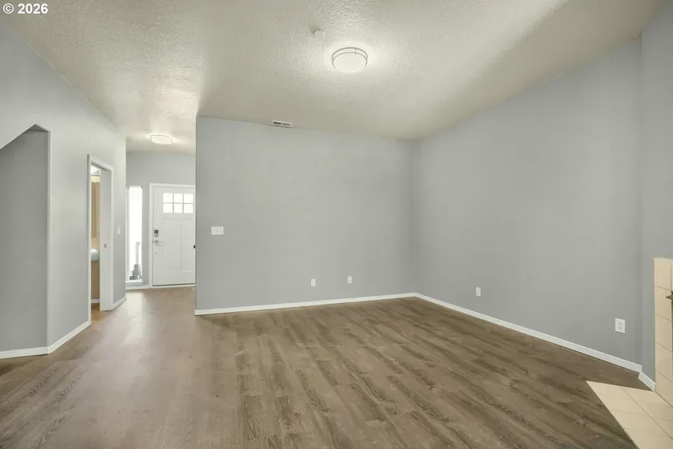 3 Bed 2 Bath Urban Residential Condo in Beaverton, OR - 4