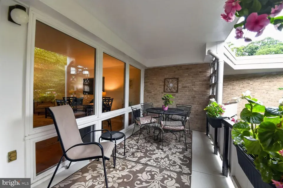 3 Bed 2 Bath Urban Residential Condo in Bethesda, MD