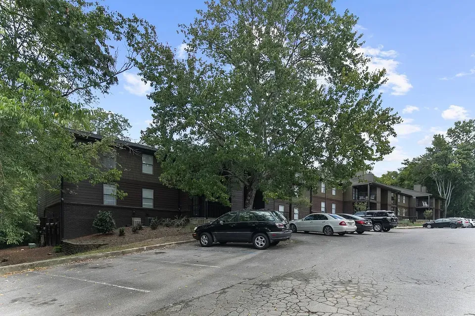 3 Bed 2 Bath Urban Residential Condo in Birmingham, AL - 3