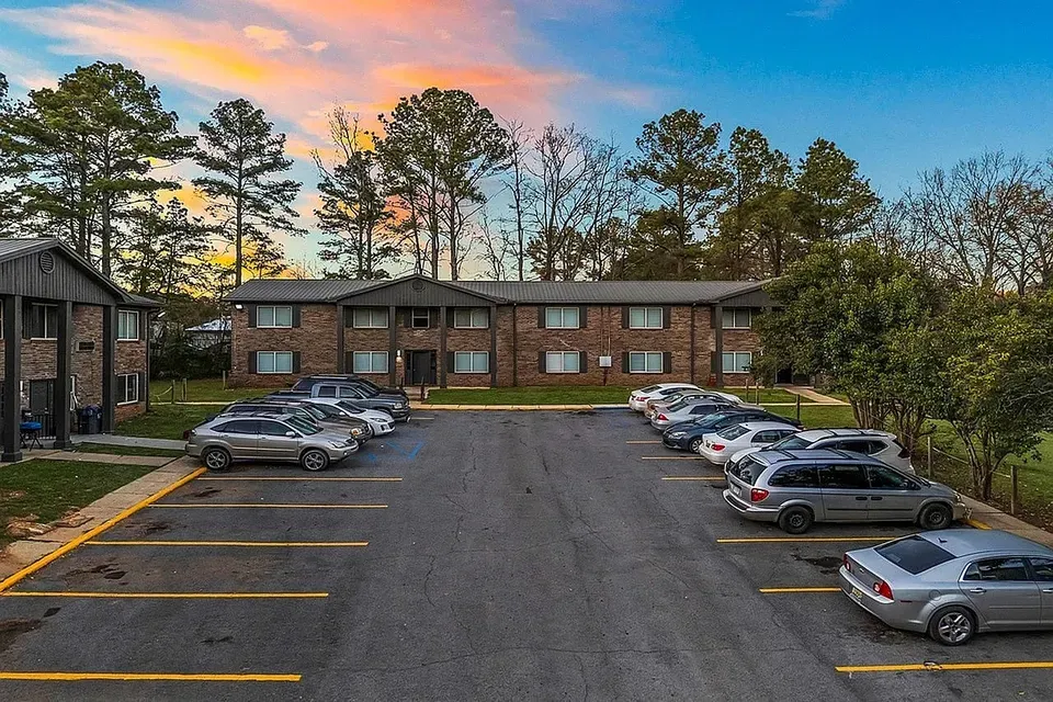 3 Bed 2 Bath Urban Residential Condo in Birmingham, AL - 4