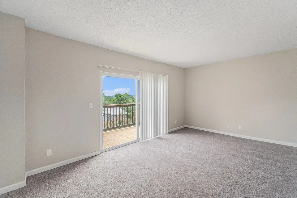 3 Bed 2 Bath Urban Residential Condo in Birmingham, AL - 5
