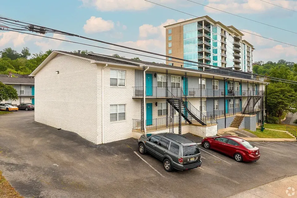 3 Bed 2 Bath Urban Residential Condo in Birmingham, AL - 5