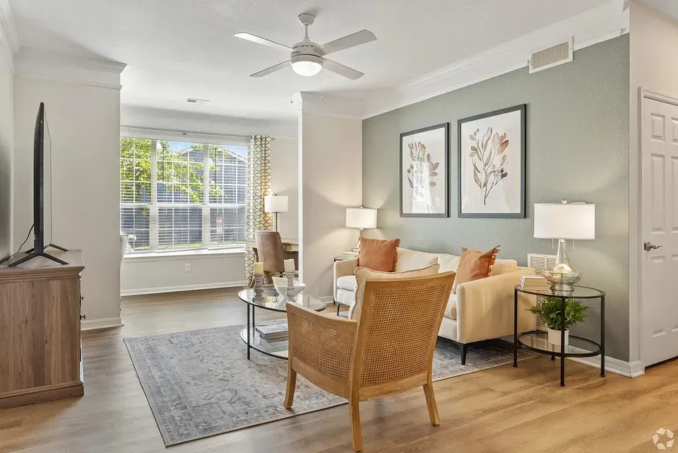 3 Bed 2 Bath Urban Residential Condo in Birmingham, AL - 4