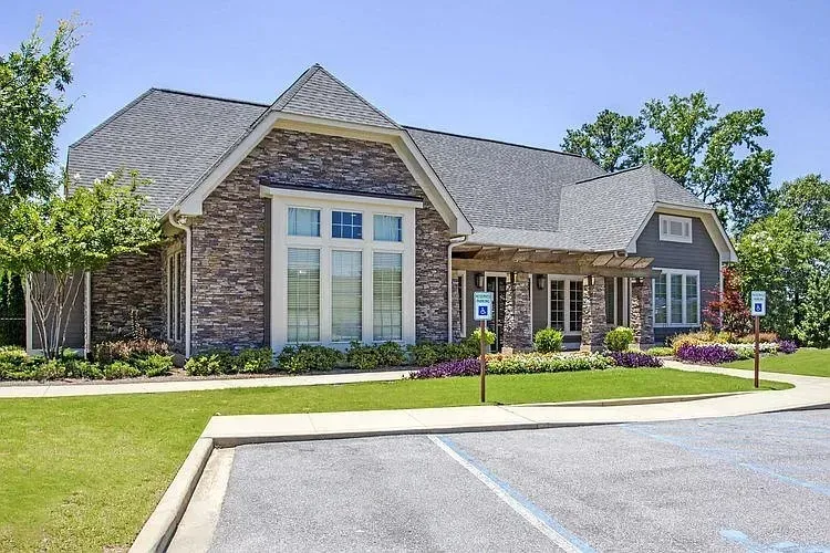 3 Bed 2 Bath Urban Residential Condo in Birmingham, AL - 5