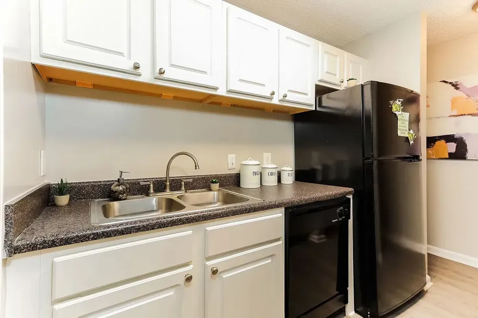 3 Bed 2 Bath Urban Residential Condo in Birmingham, AL - 4