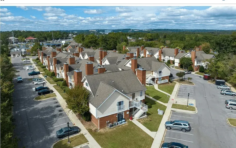 3 Bed 2 Bath Urban Residential Condo in Birmingham, AL - 2
