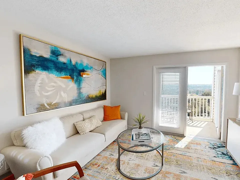3 Bed 2 Bath Urban Residential Condo in Birmingham, AL - 2