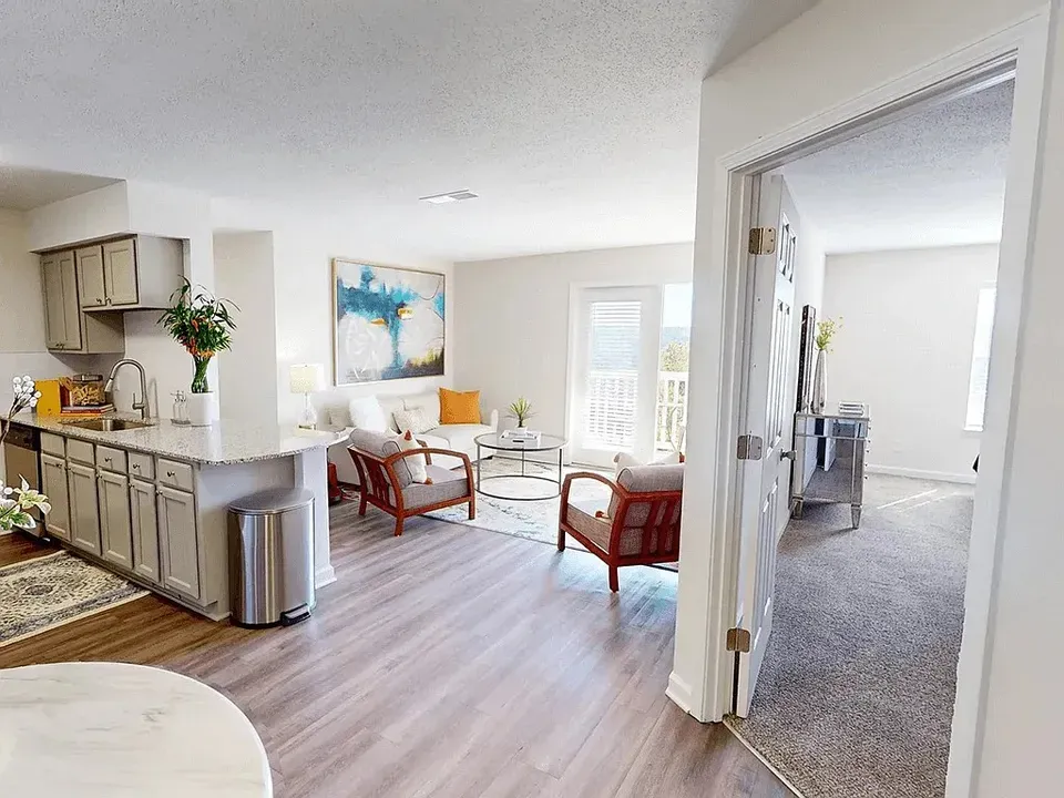 3 Bed 2 Bath Urban Residential Condo in Birmingham, AL - 5