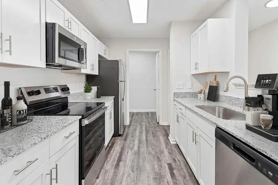 3 Bed 2 Bath Urban Residential Condo in Birmingham, AL - 2