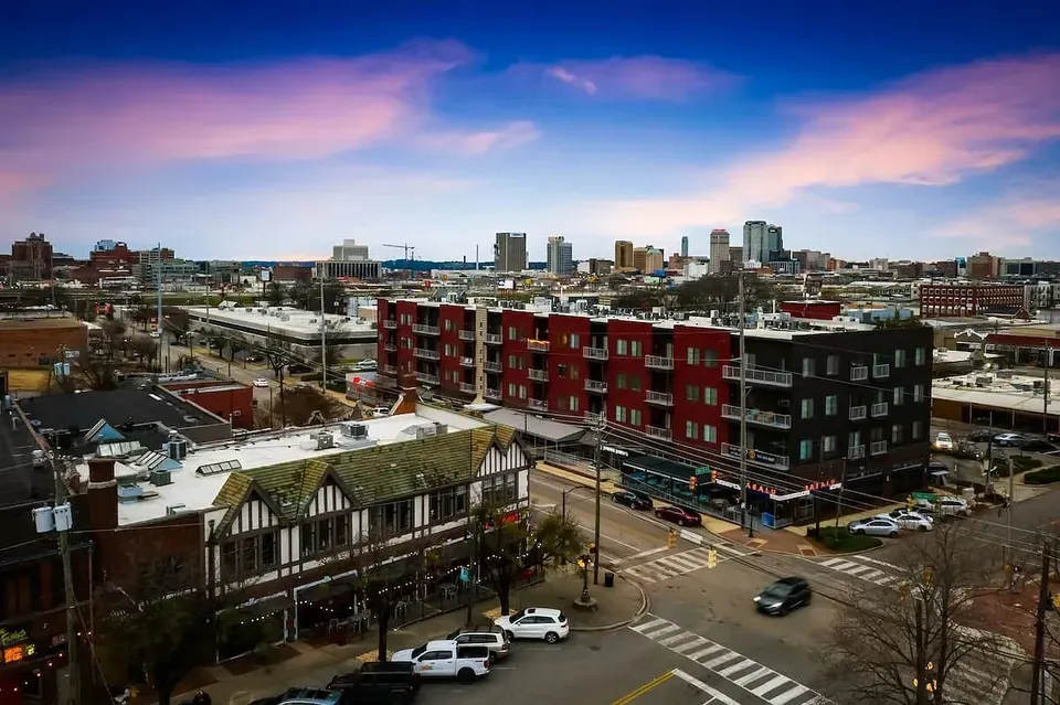 3 Bed 2 Bath Urban Residential Condo in Birmingham, AL - 4