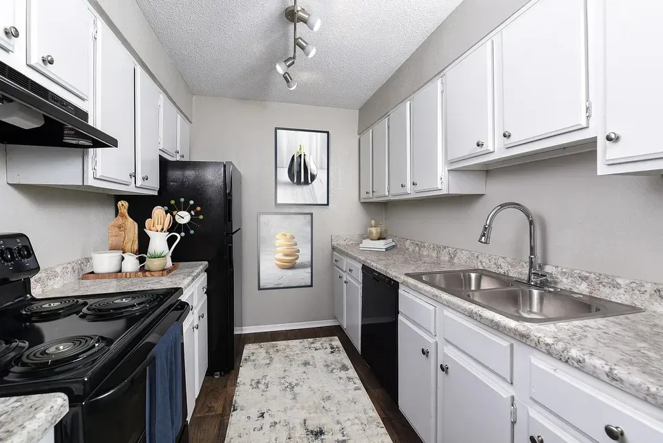 3 Bed 2 Bath Urban Residential Condo in Birmingham, AL - 2