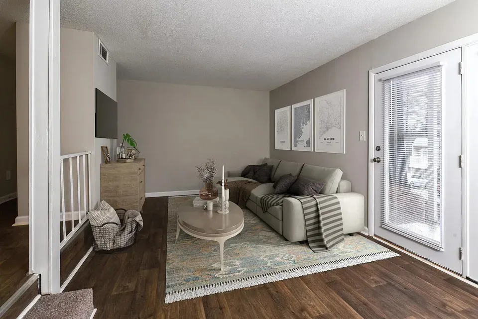 3 Bed 2 Bath Urban Residential Condo in Birmingham, AL - 5