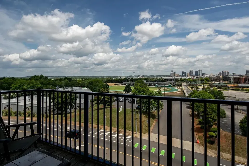 3 Bed 2 Bath Urban Residential Condo in Birmingham, AL - 5