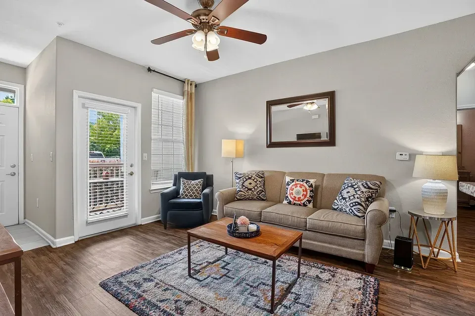 3 Bed 2 Bath Urban Residential Condo in Birmingham, AL - 2