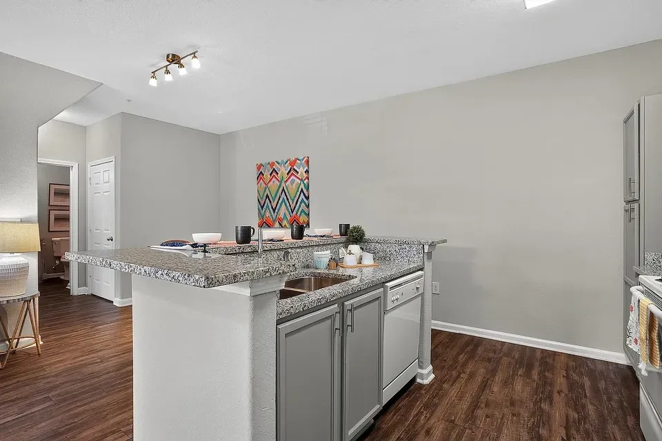 3 Bed 2 Bath Urban Residential Condo in Birmingham, AL - 4