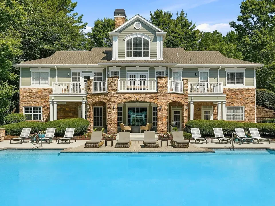 3 Bed 2 Bath Urban Residential Condo in Birmingham, AL - 1