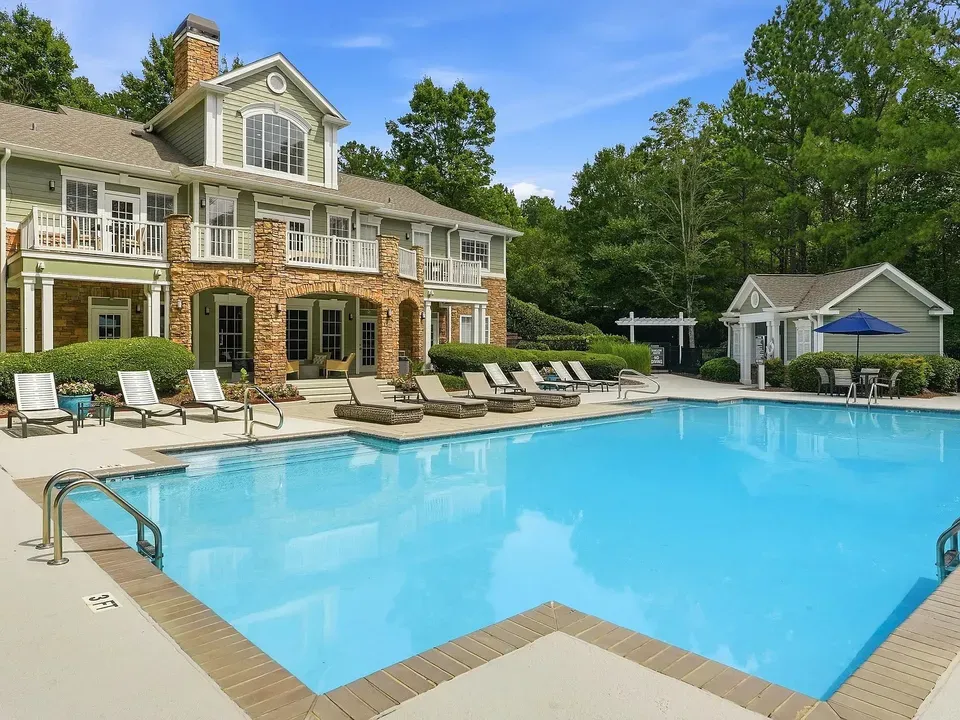 3 Bed 2 Bath Urban Residential Condo in Birmingham, AL - 2