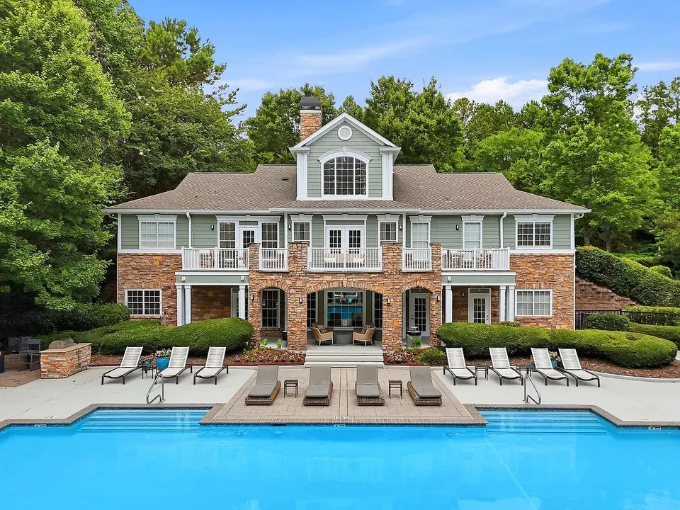 3 Bed 2 Bath Urban Residential Condo in Birmingham, AL - 5