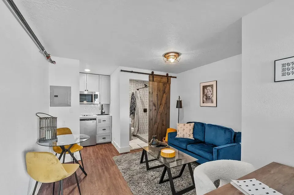 3 Bed 2 Bath Urban Residential Condo in Boise, ID - 3