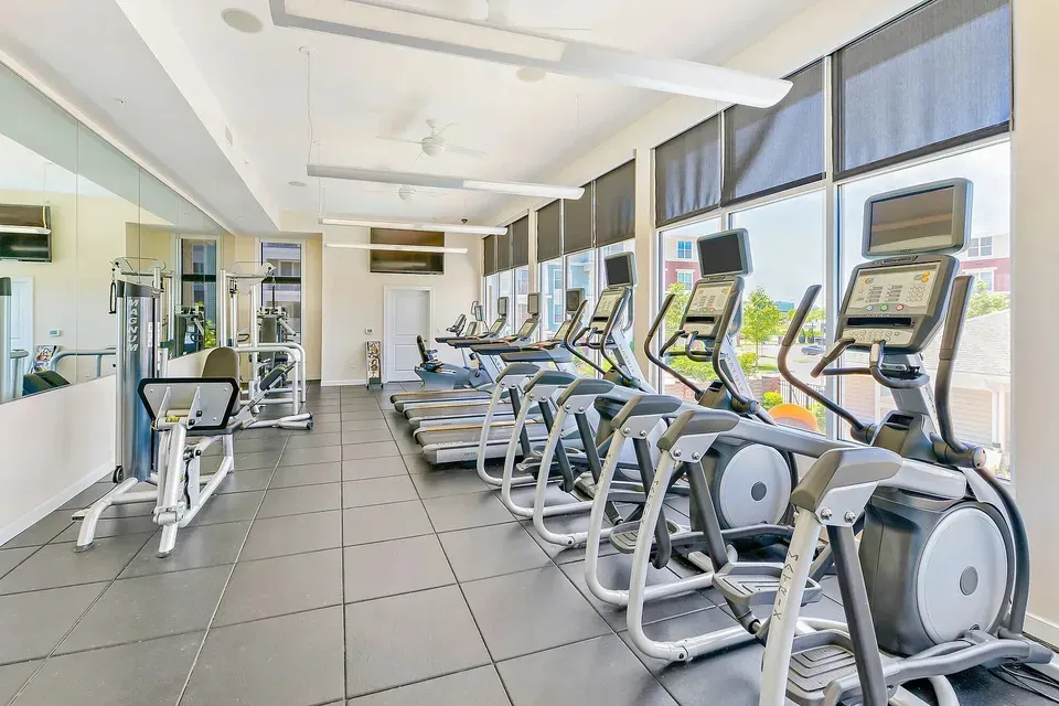 3 Bed 2 Bath Urban Residential Condo in Chesapeake, VA - 5